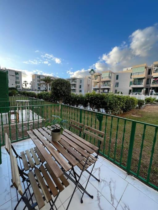 New Modern & Centrally-located *